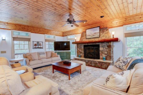 Club Amenities - Fitness - Hot Tub - Mini Golf - Family Fun